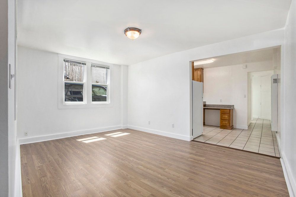 1621 Broadway #A 