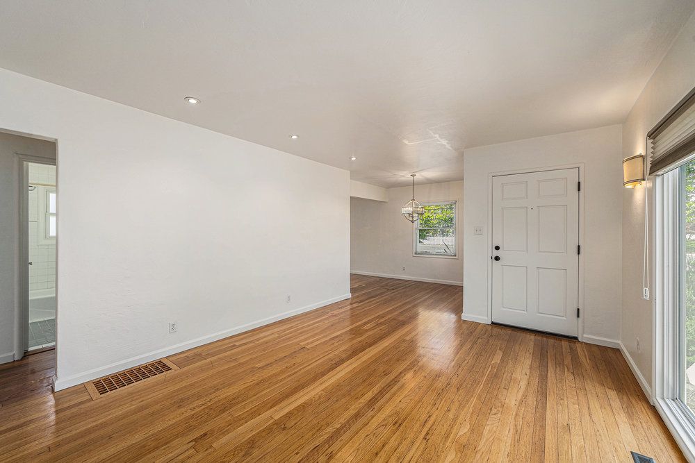 100 Santa Clara Ave 