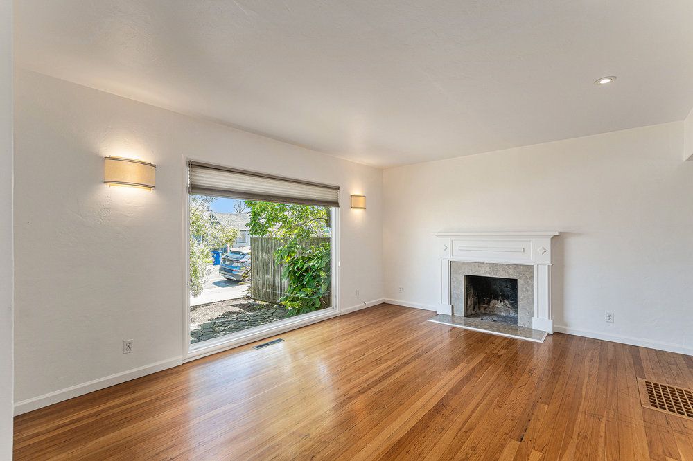 100 Santa Clara Ave 