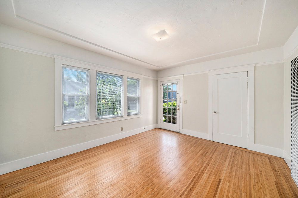 1106 Park Ave #1 