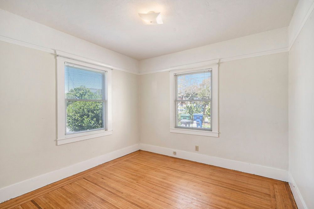 1106 Park Ave #1 