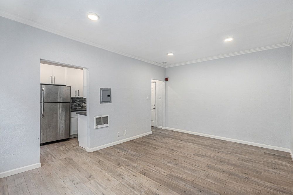 1829 6th Ave #203