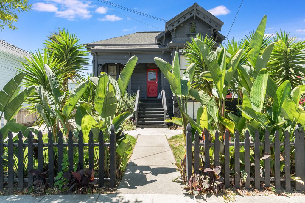 2108 San Antonio Ave #1