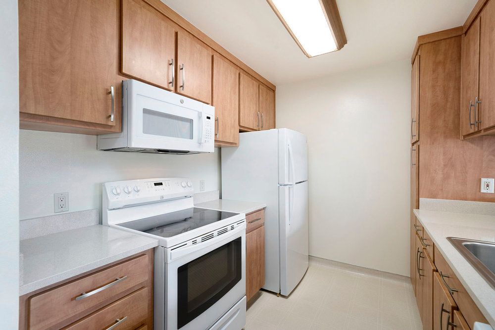 2101 Shoreline Drive #252