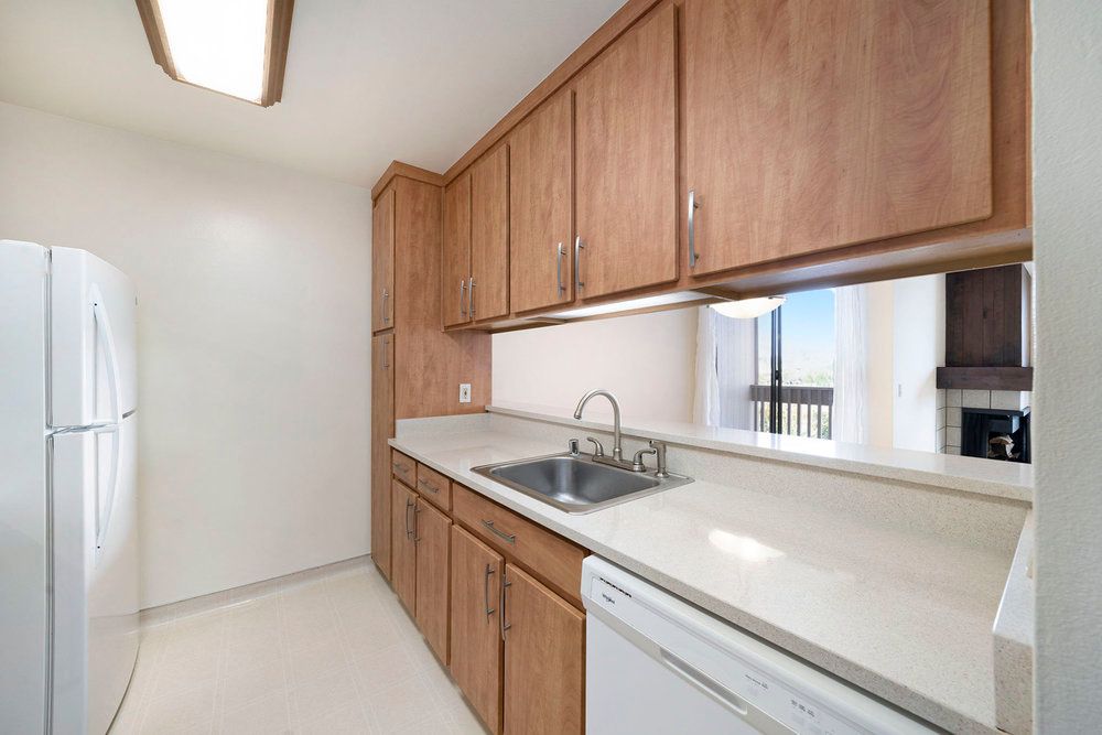 2101 Shoreline Drive #252