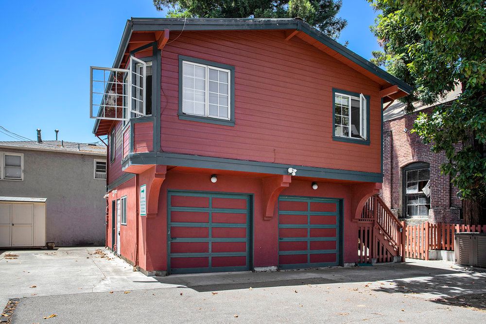 1347 Park Ave