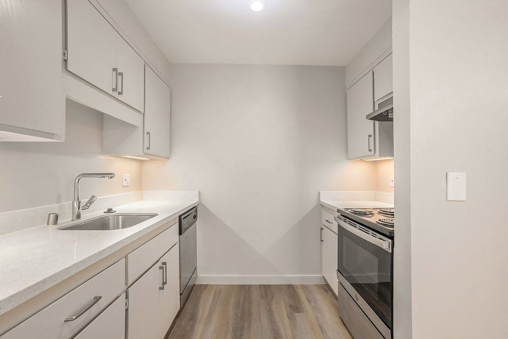 528 Merritt Ave #205 