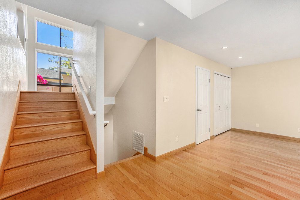 109 Carob Lane 