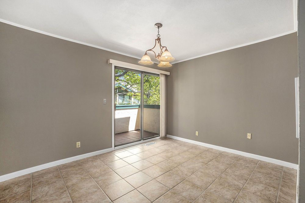 109 Carob Lane 