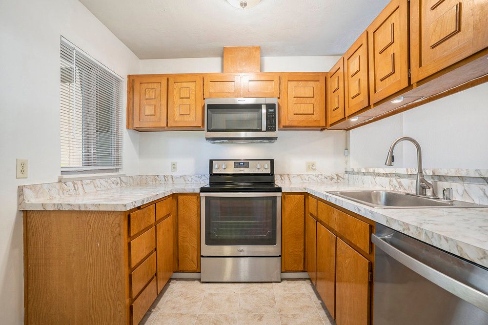 3336 Solomon Lane 