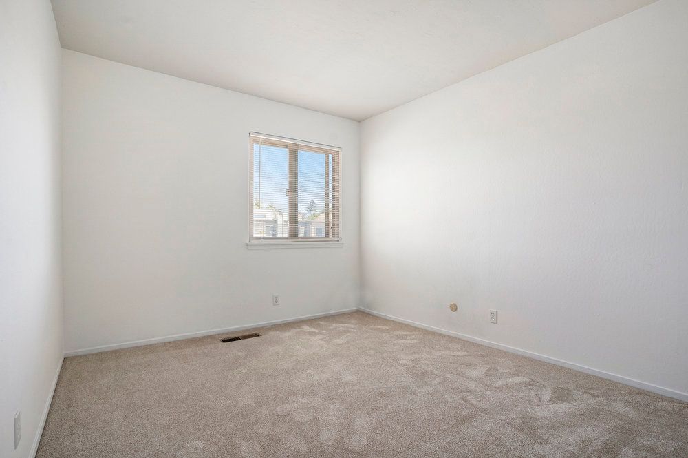 3336 Solomon Lane 