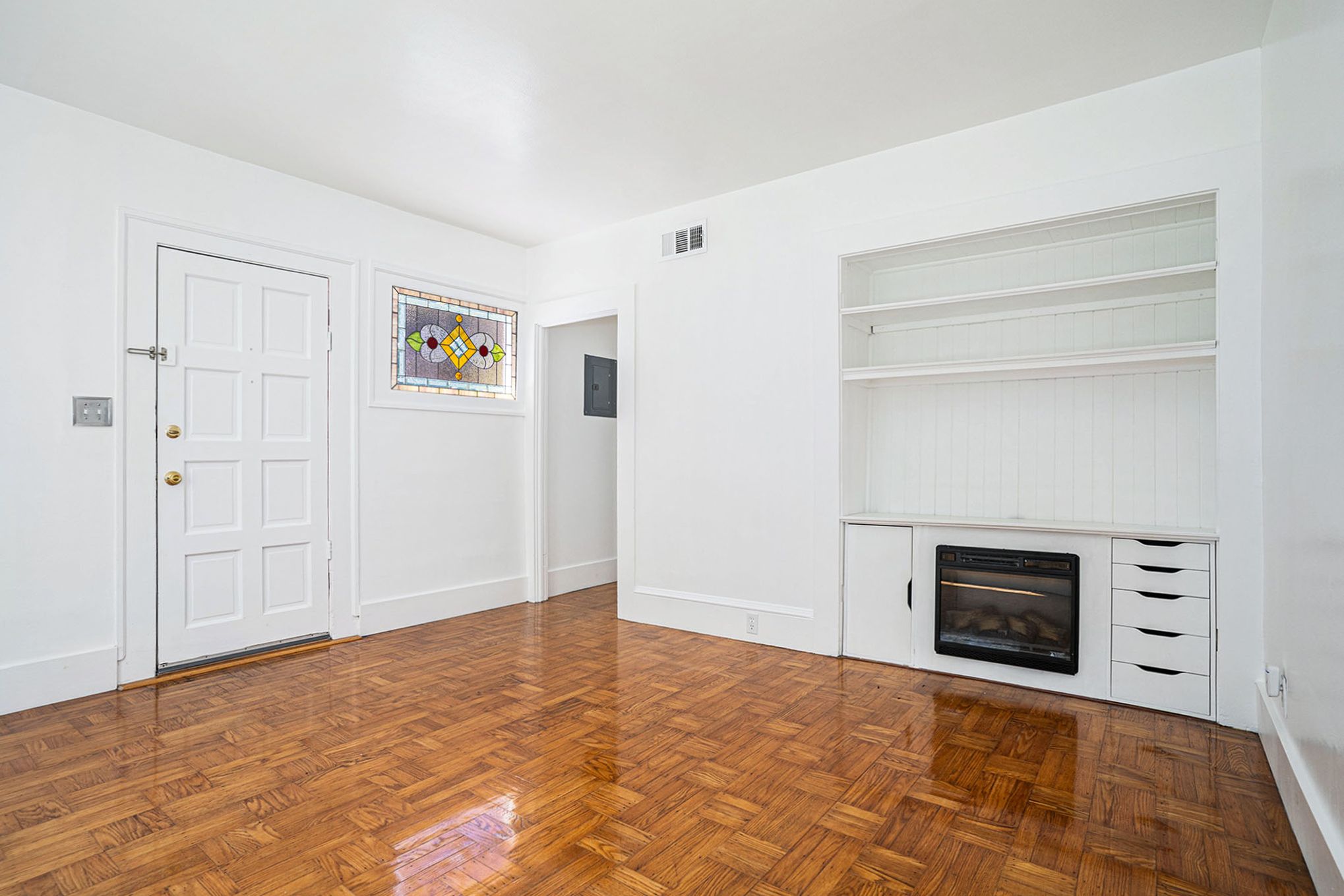 1307 Santa Clara Ave 