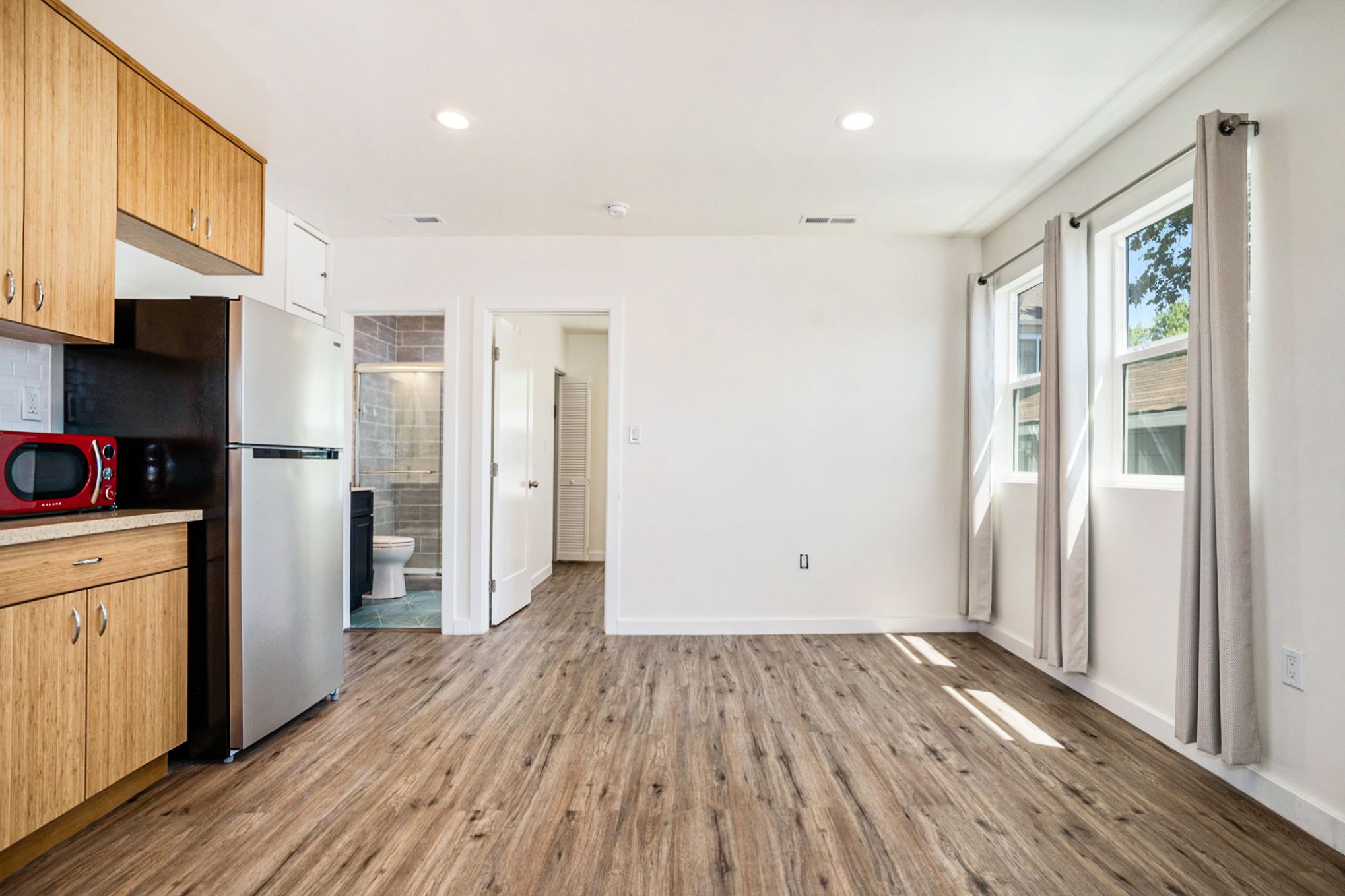 1029 Eagle Ave