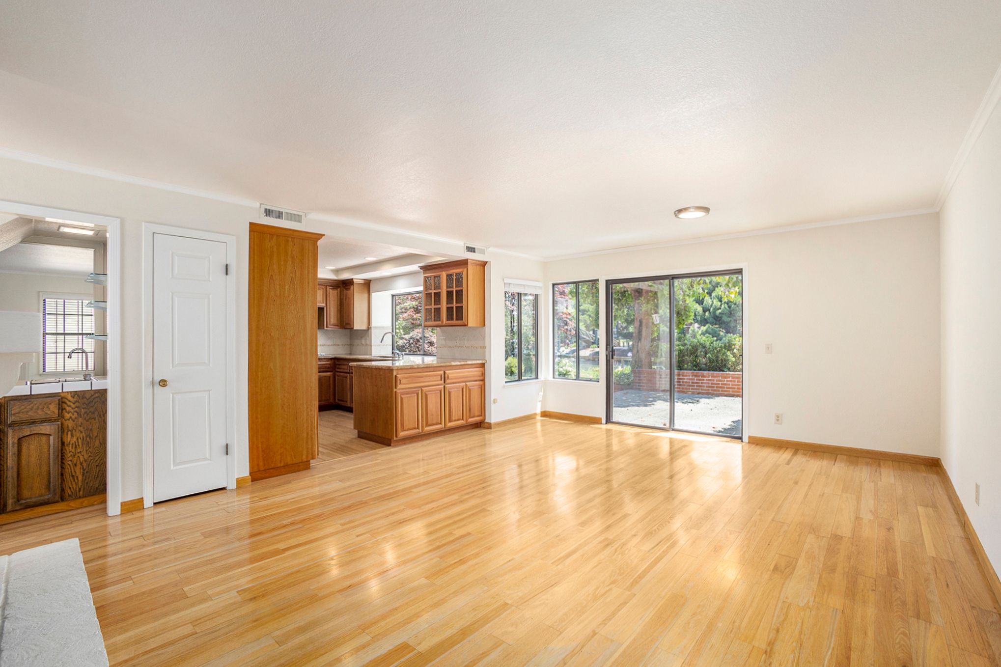 184 Basinside Way