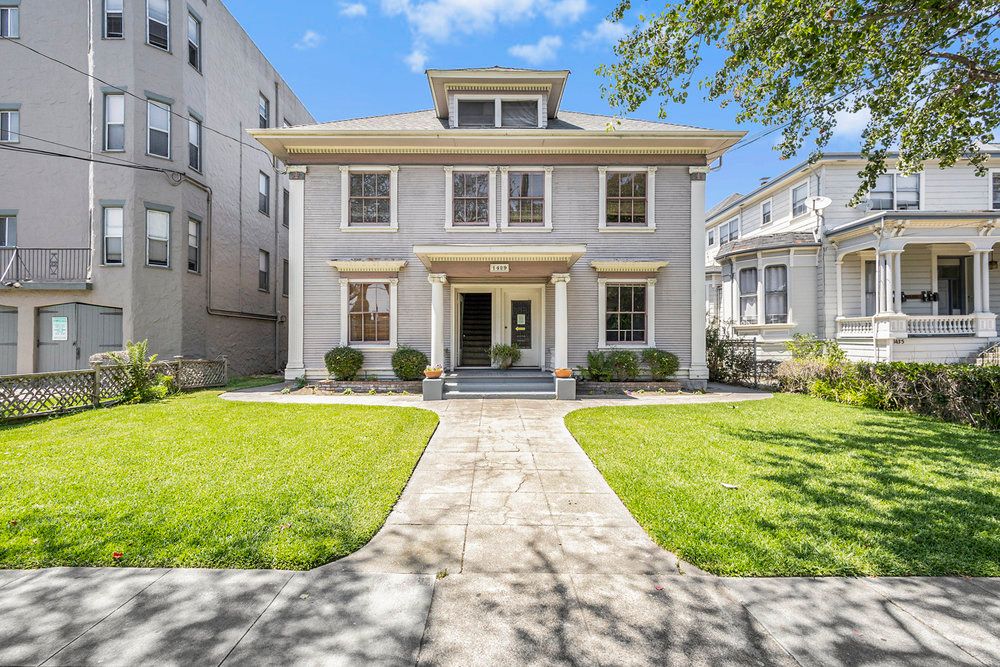 1429 Grand Street  #G