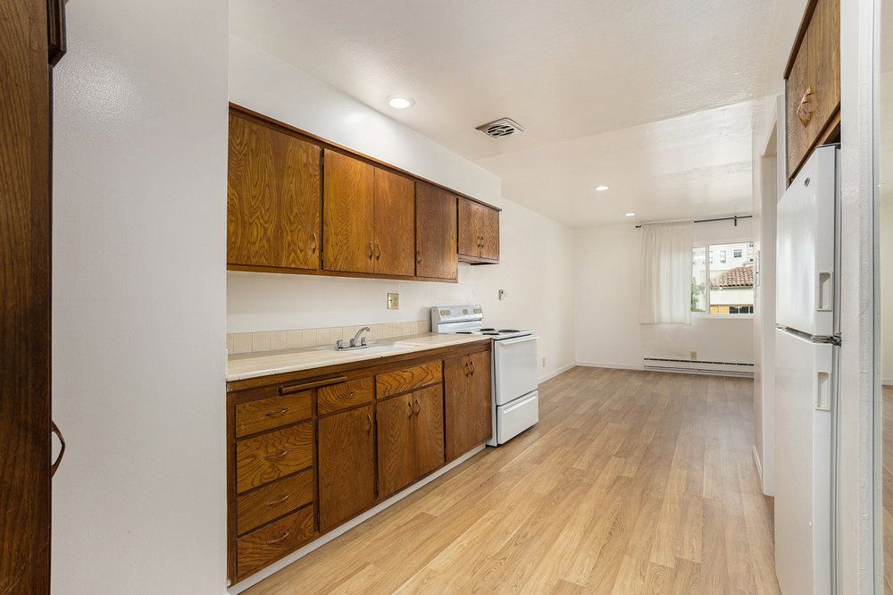 145 17th Street #203
