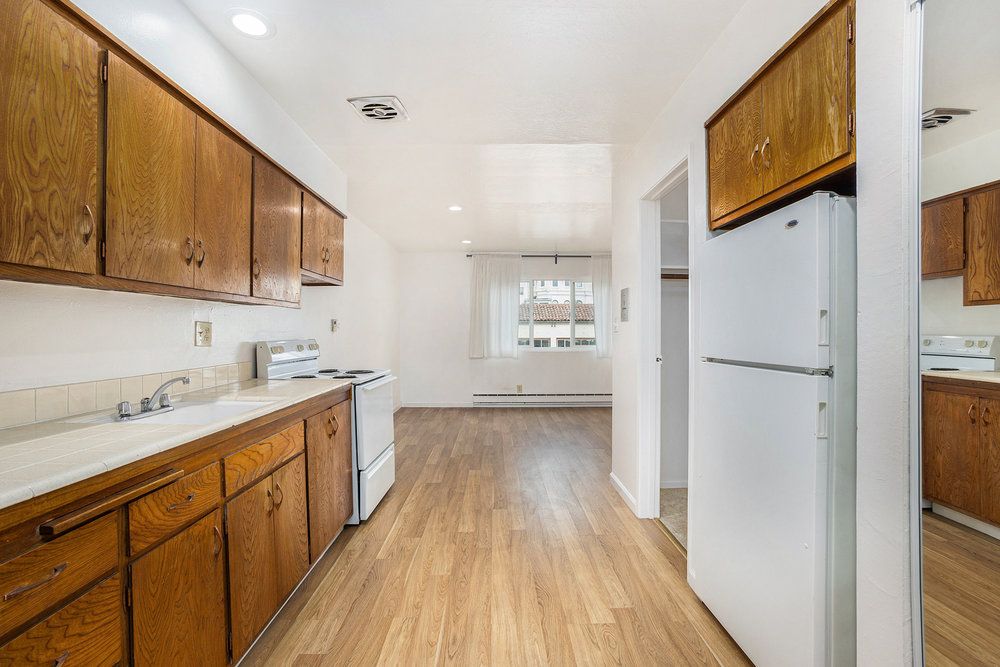 145 17th Street #203