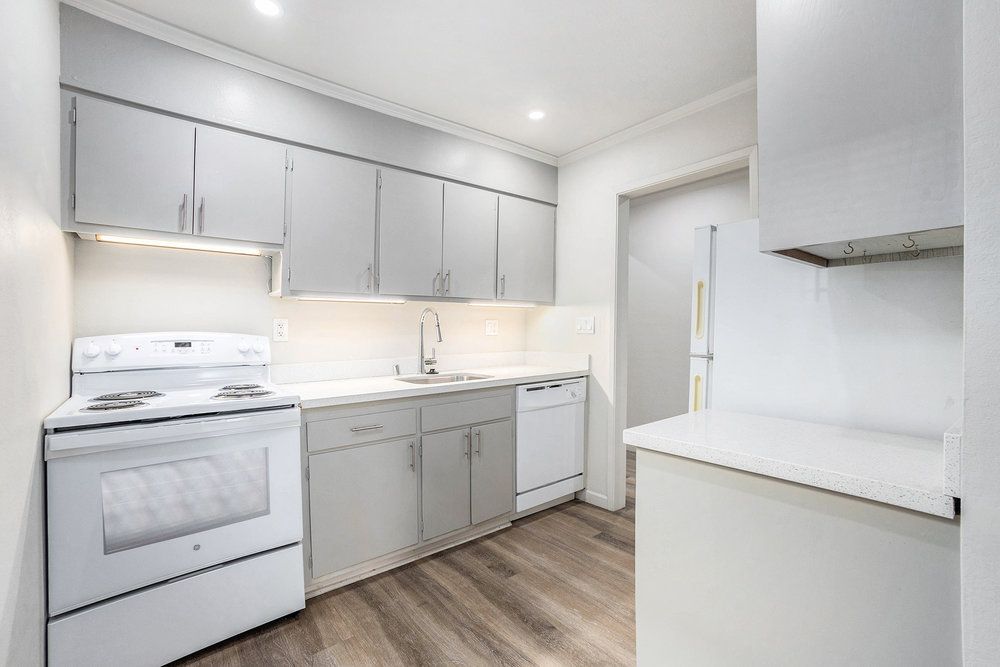 145 17th Street #207