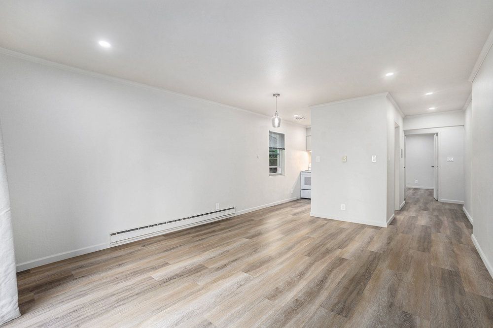 145 17th Street #207