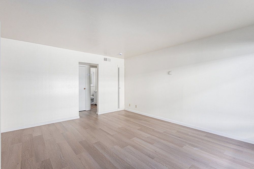 1715 Central Ave #17
