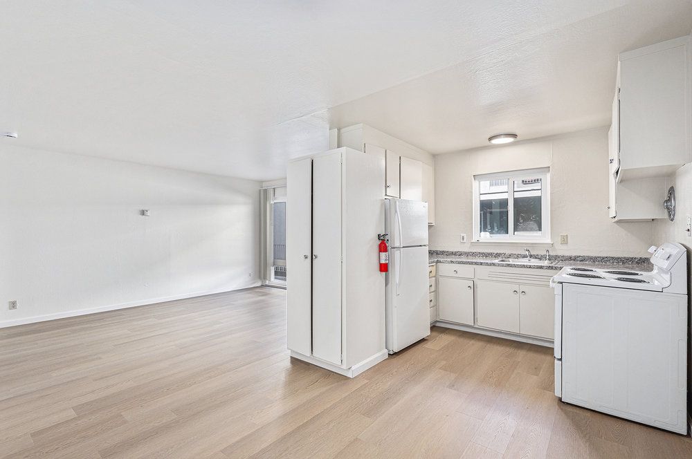 1715 Central Ave #17