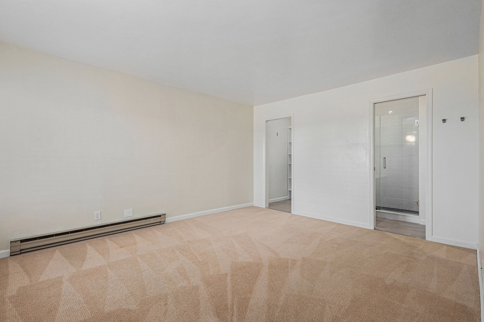 2101 Shoreline Drive #438