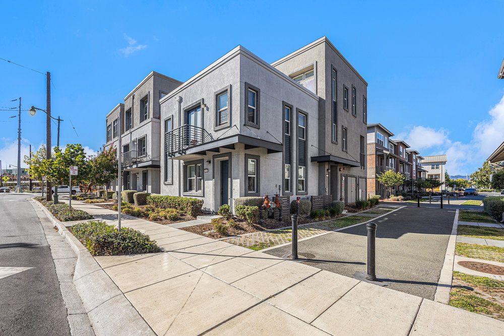 1543 Buena Vista Ave 