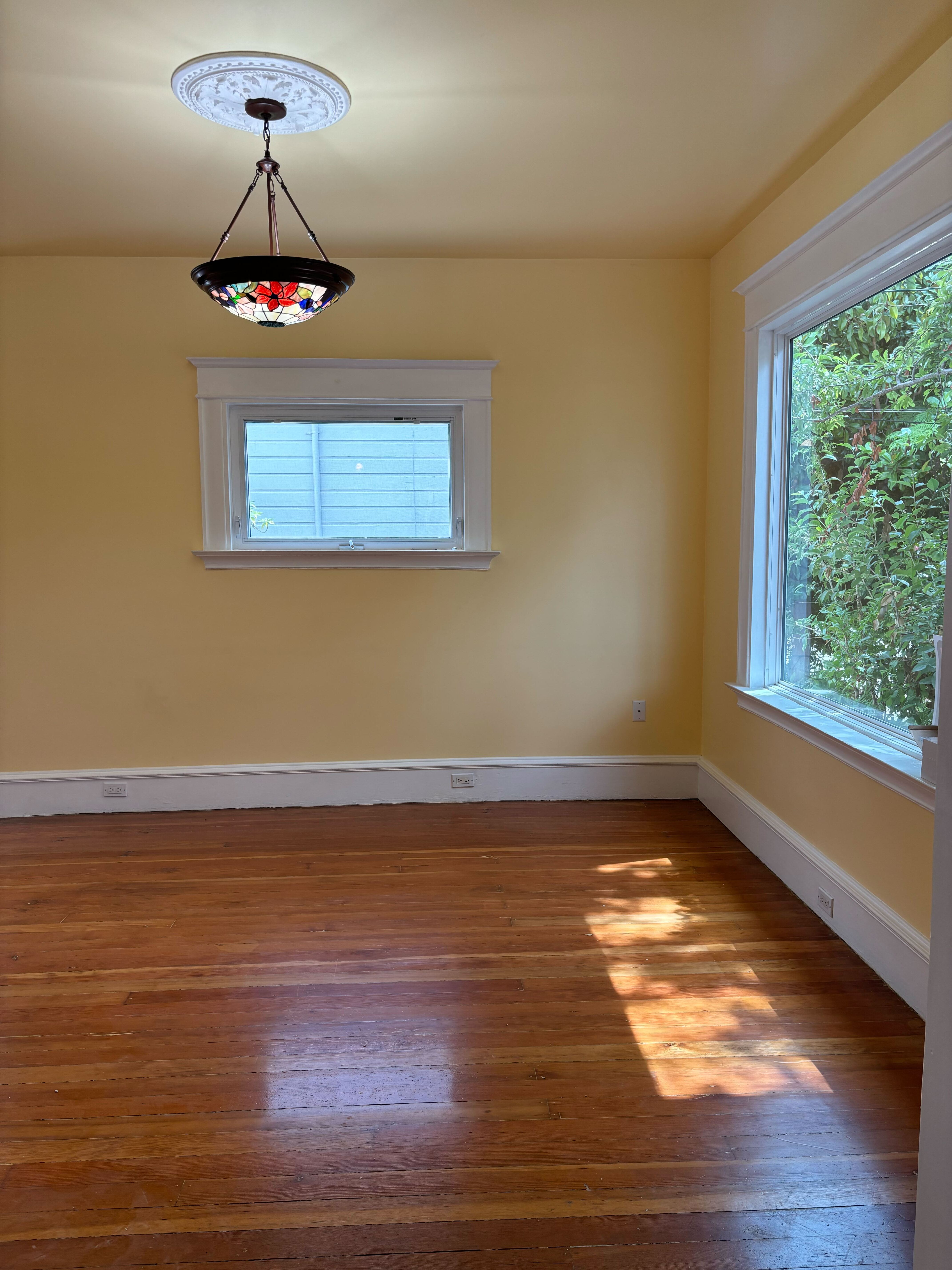 1305 Santa Clara Ave 