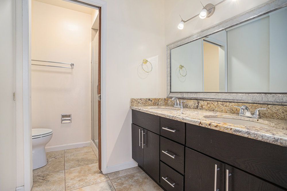 955 Shorepoint Ct. #116