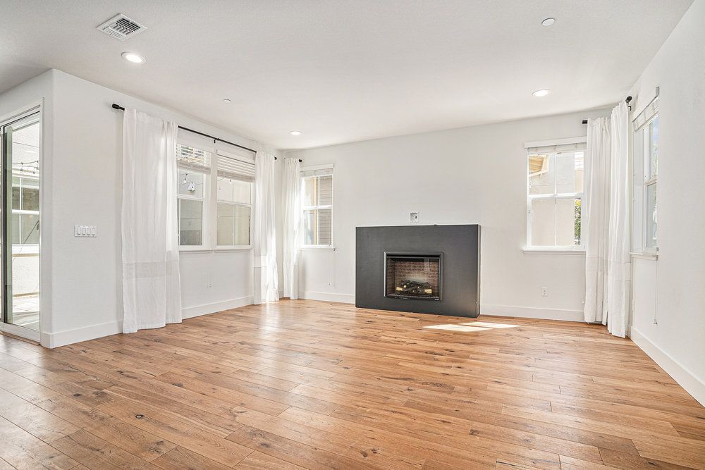 406 Singleton Ave 