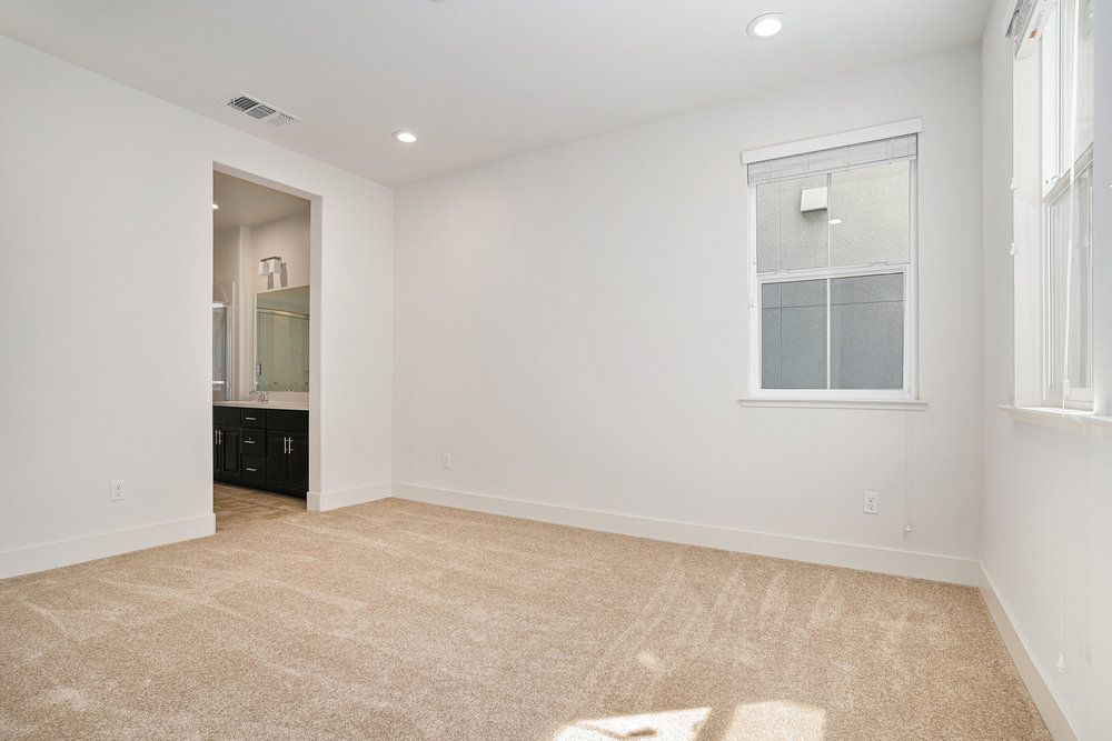 406 Singleton Ave 
