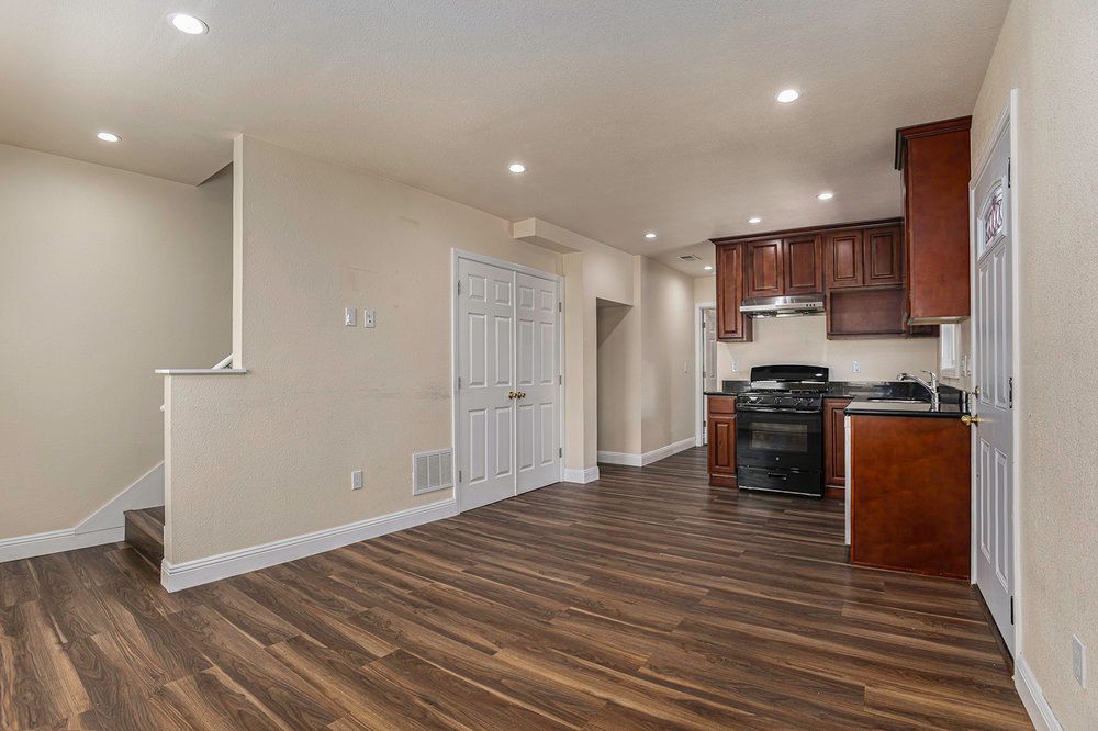 767 Buena Vista Ave #C