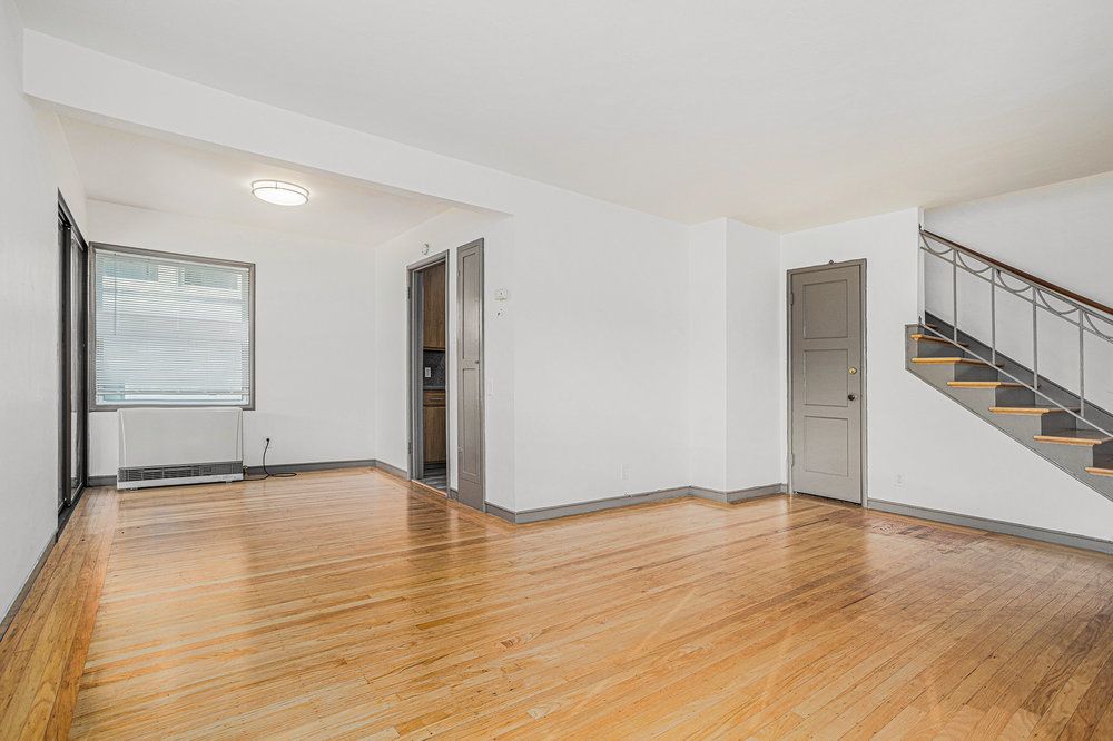 1079 Alcatraz Ave #B