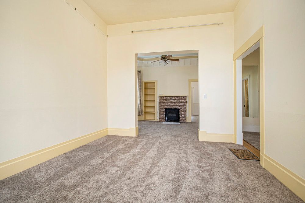 1524 Mozart St. - Upper duplex