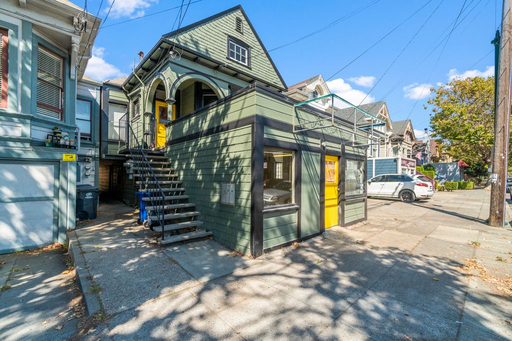 921 Central Ave #A
