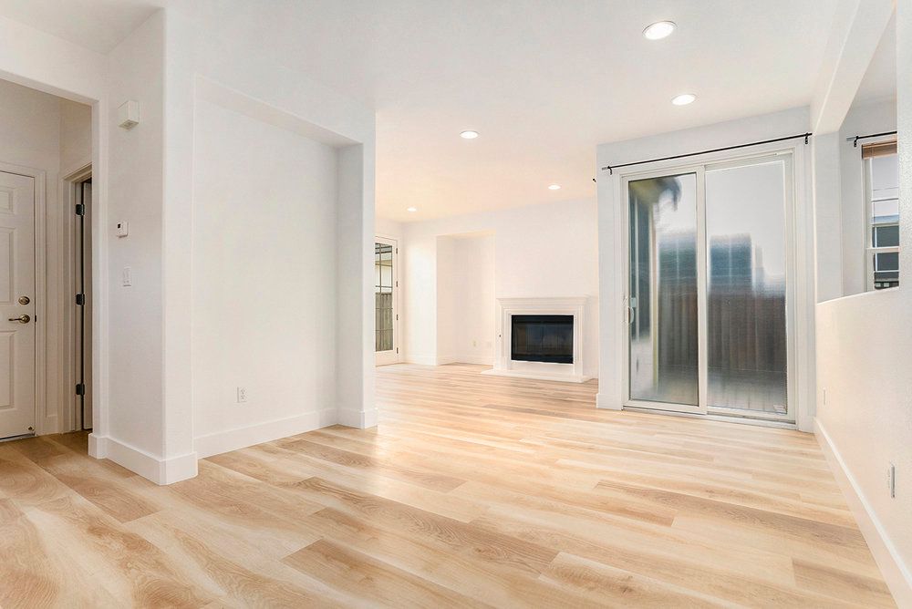 2238 Chipman St.