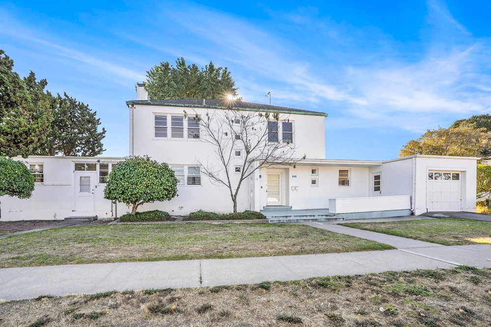 2835 San Diego Road