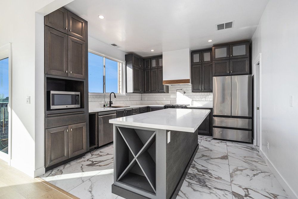 500 Central Ave - Upper unit 
