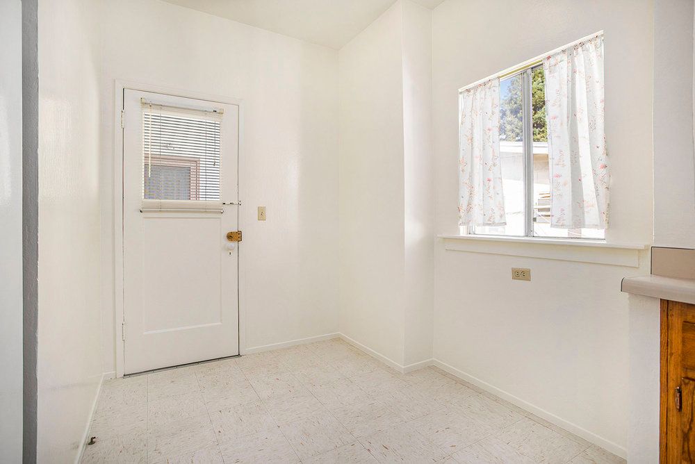 3115 Santa Clara Ave 
