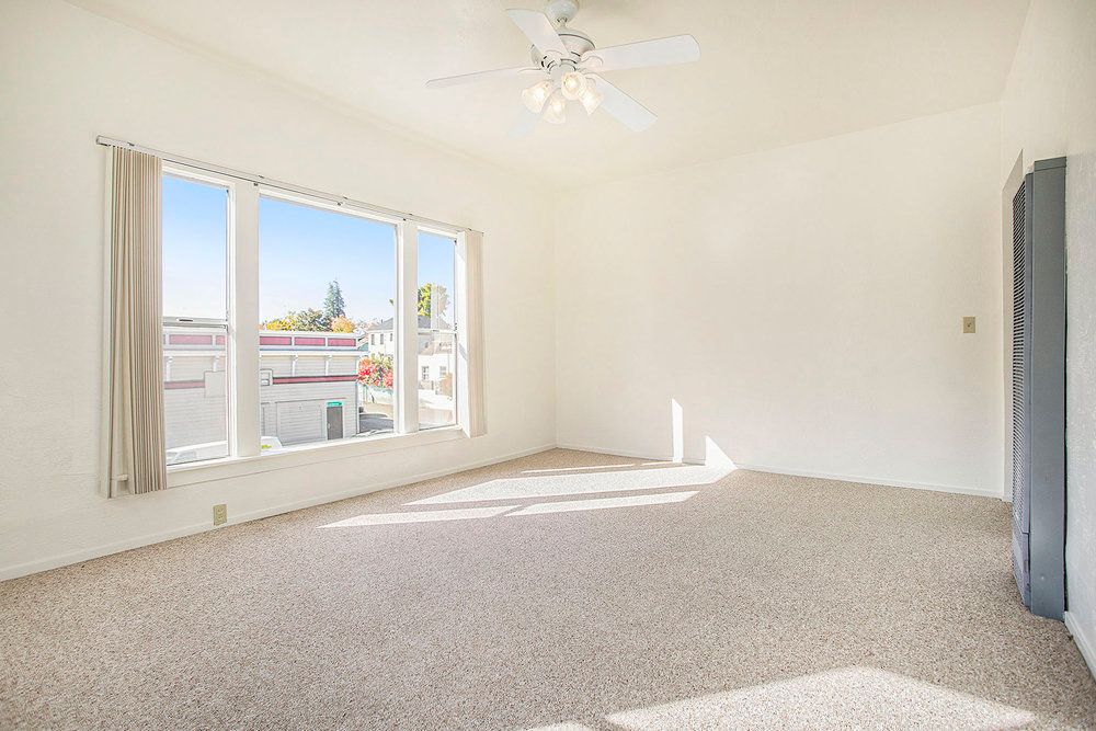 3115 Santa Clara Ave 