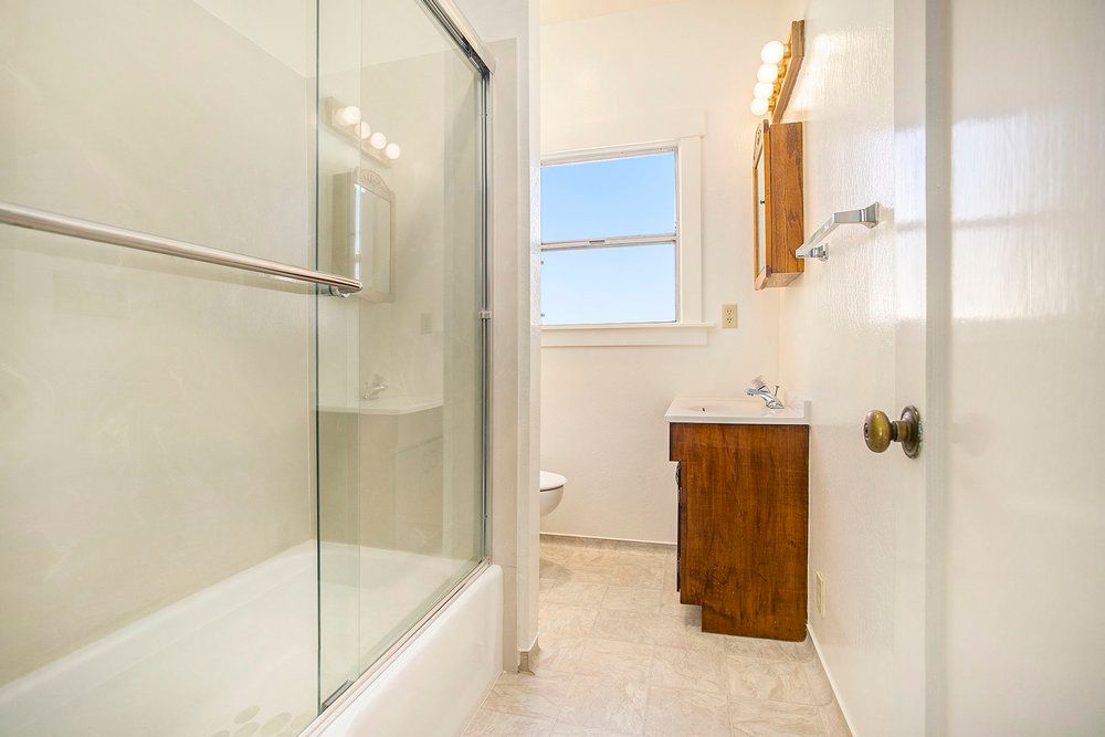 3115 Santa Clara Ave 