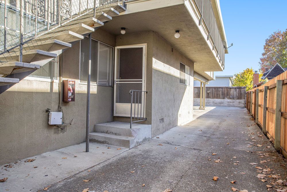 1526 Verdi St. #C 
