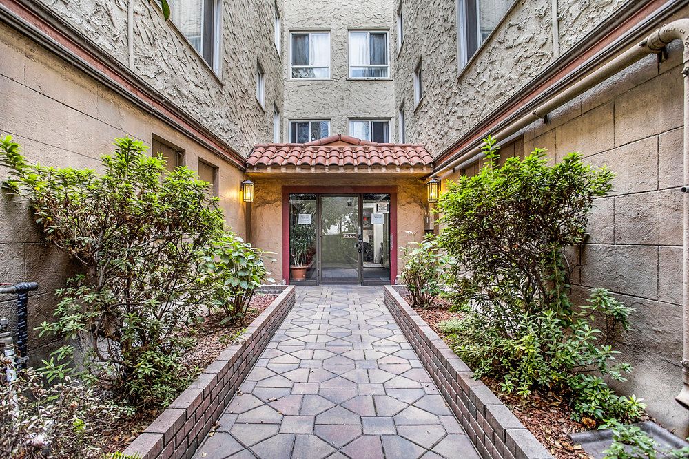 615 Central Ave #106