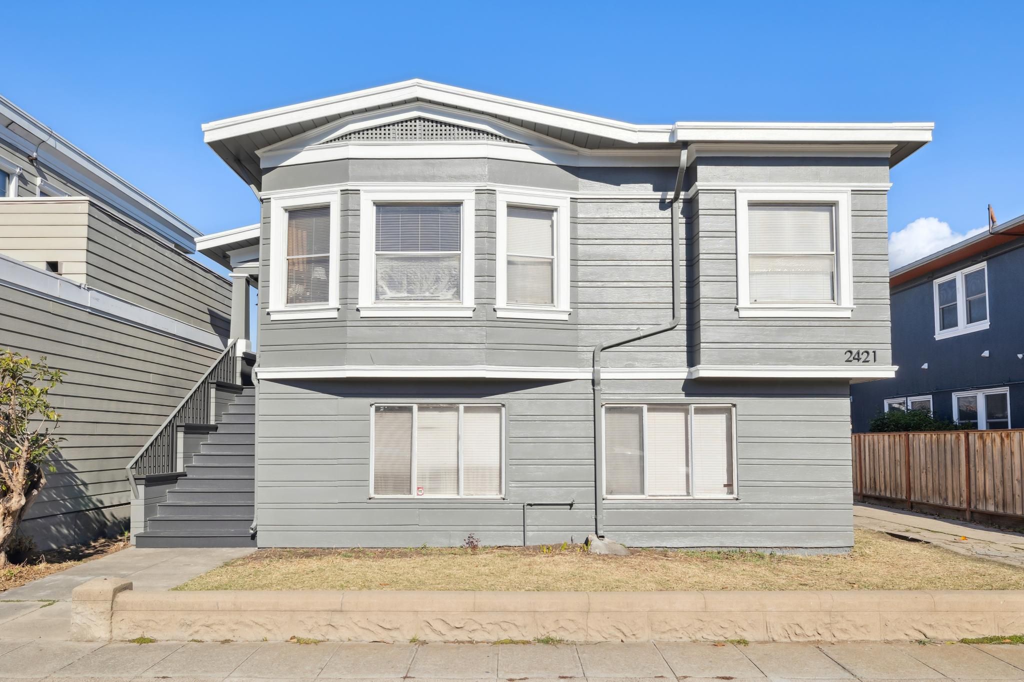 2421 Webb Avenue