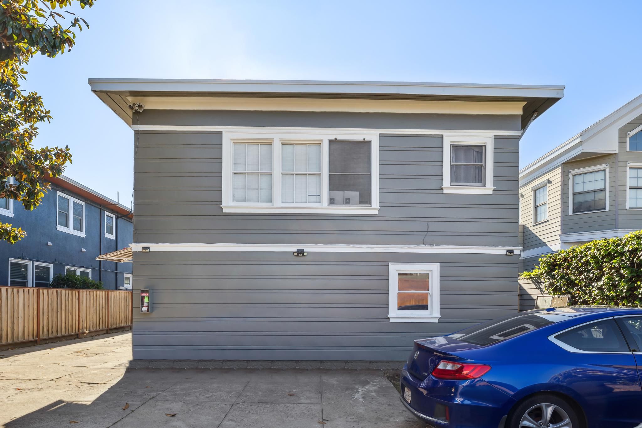 2421 Webb Avenue