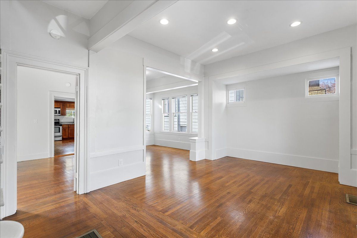2236 Encinal Ave 