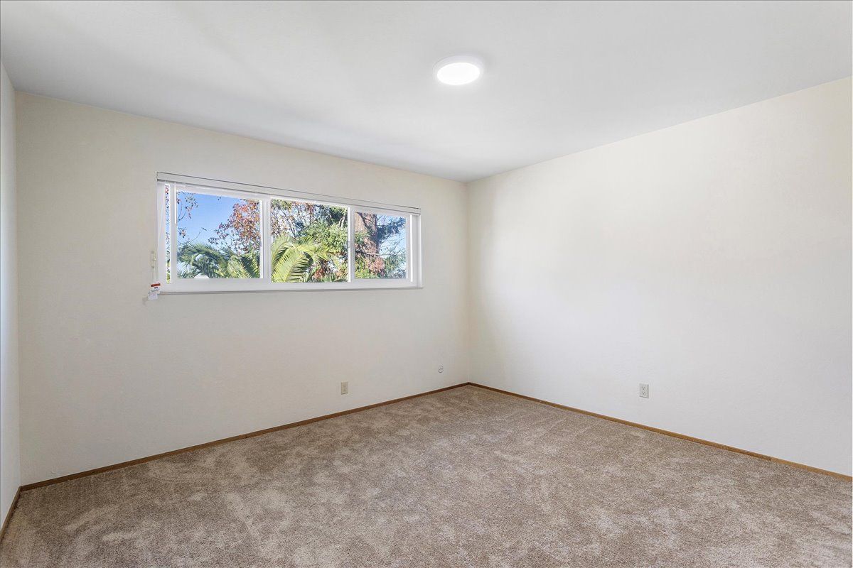 2221 San Antonio Ave #J