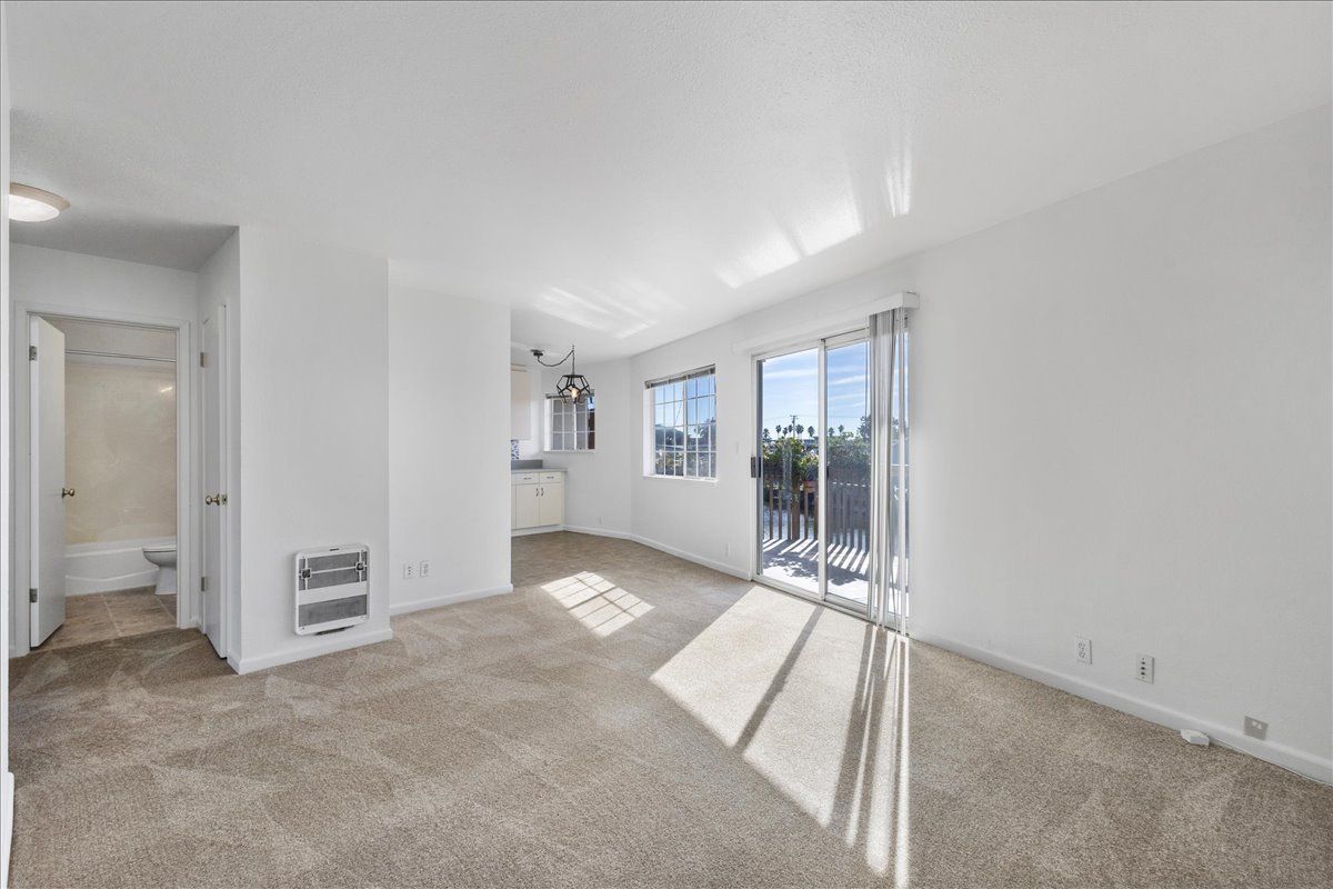 863 Walnut St. #F 