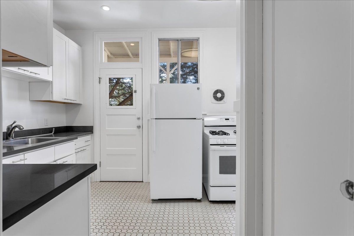 1411 Grand Street #4 