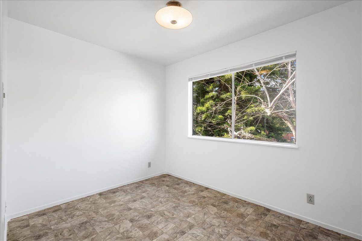 1105 Park Ave #C 